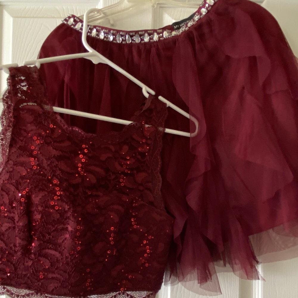 Two-Piece Juniors Dress Size 3